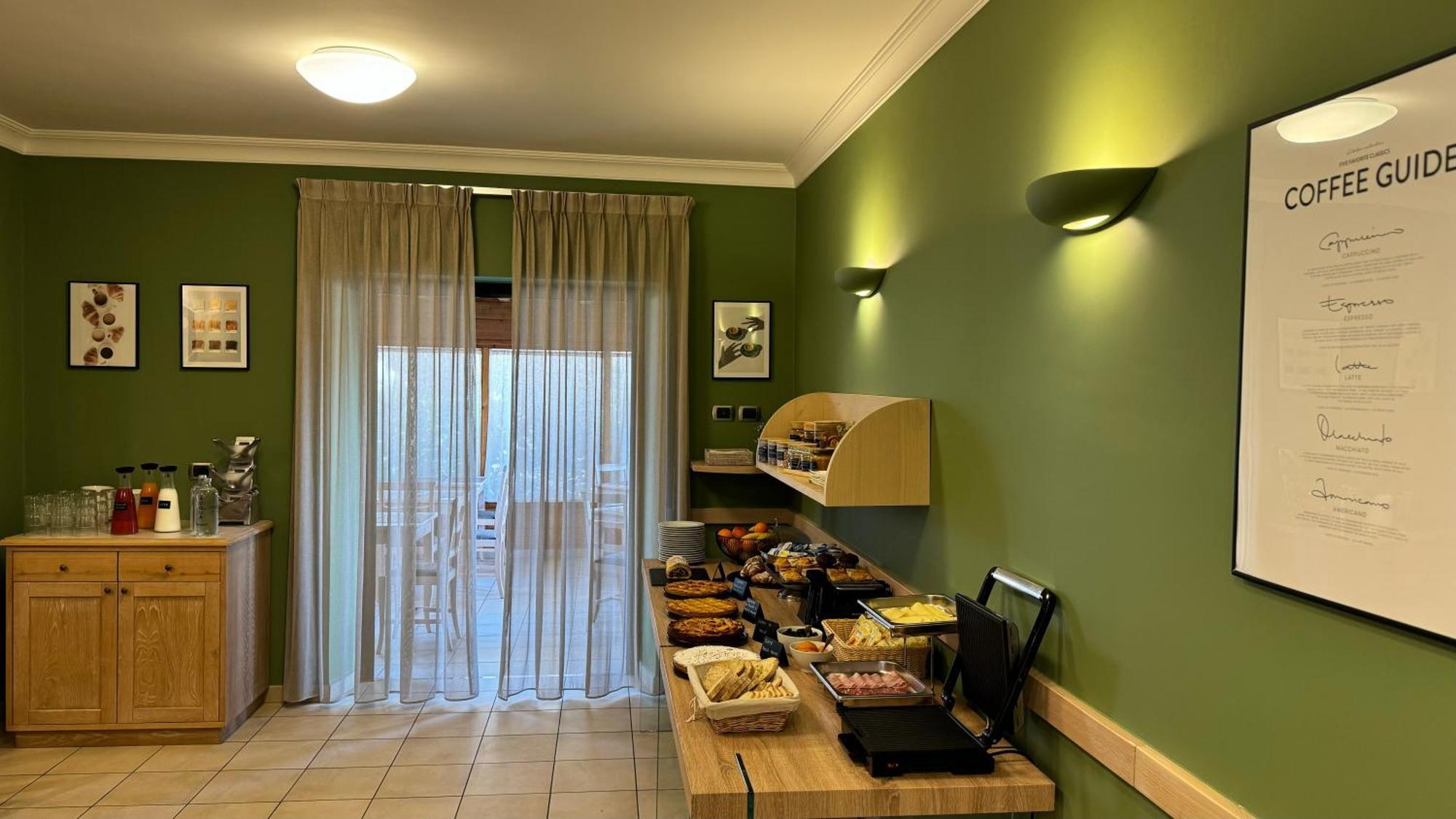 Hotel Cladan Ассизи Экстерьер фото