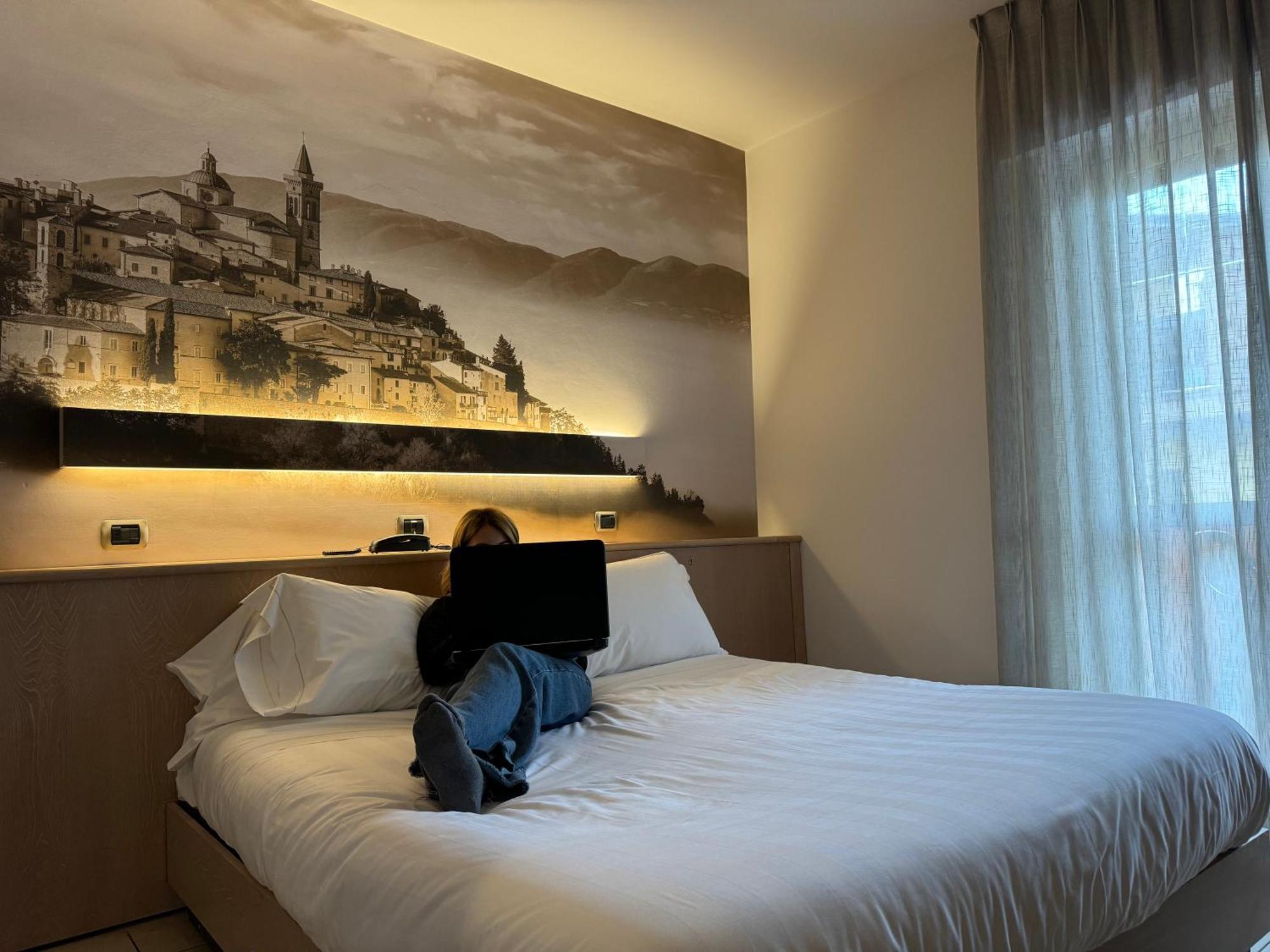 Hotel Cladan Ассизи Экстерьер фото